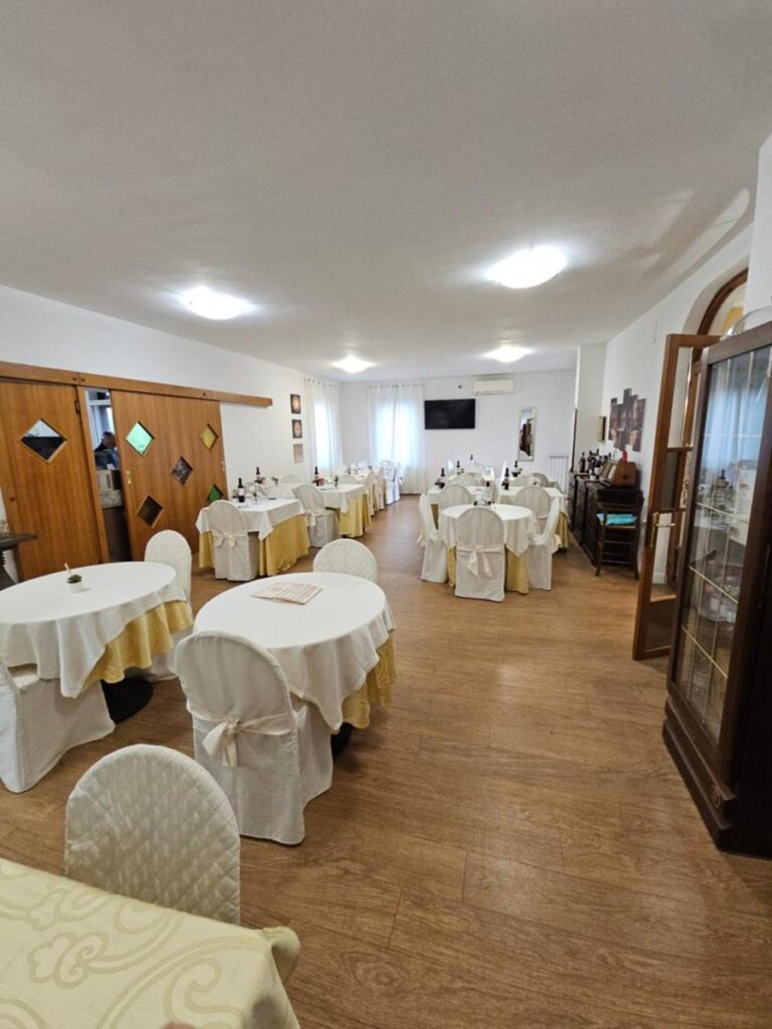 Hotel Mazzocchetti Читта Сань Анджело Экстерьер фото
